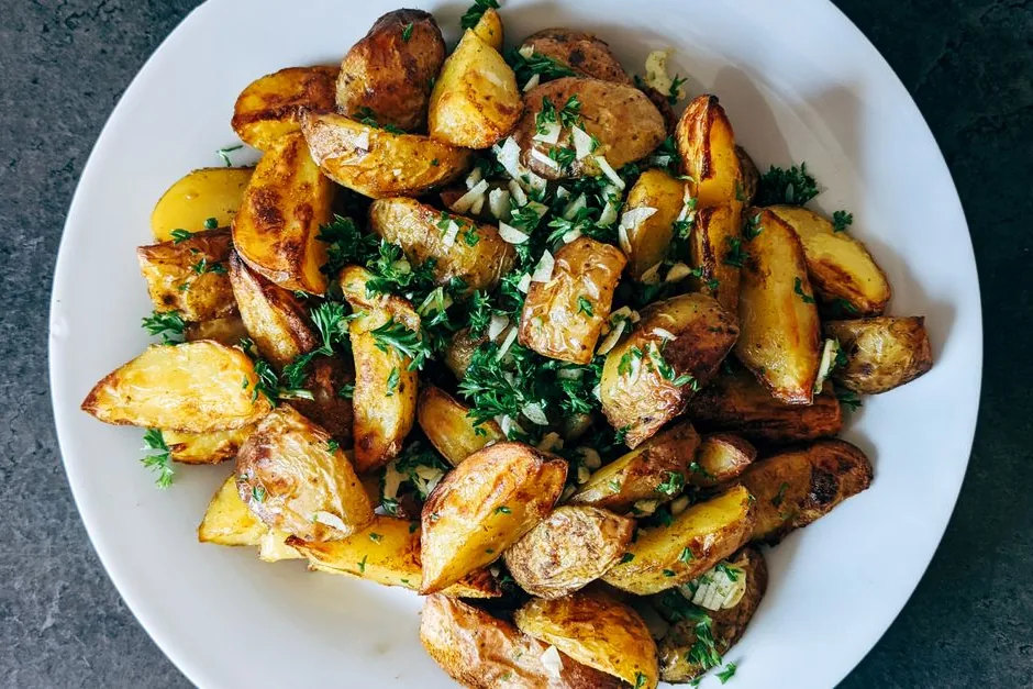 Golden crispy roast potatoes